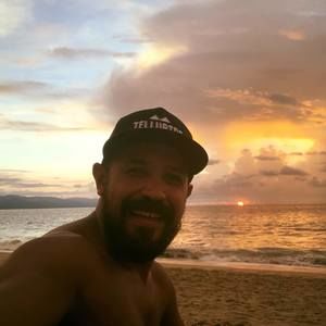 Meet your Posher, Omar